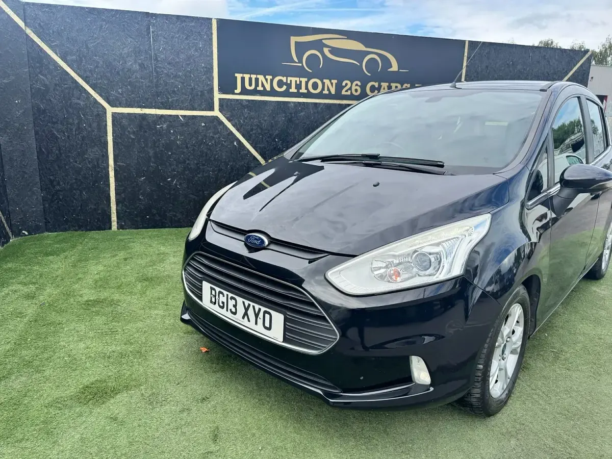 Used Ford B-MAX Zetec 100 HP (73 kW) 2013 Black MPV