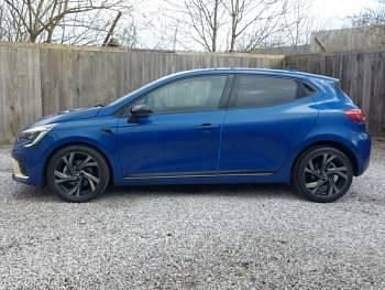 Used Renault Clio V Engineered 145 HP (106 kW) 2023 Blue Hatchback