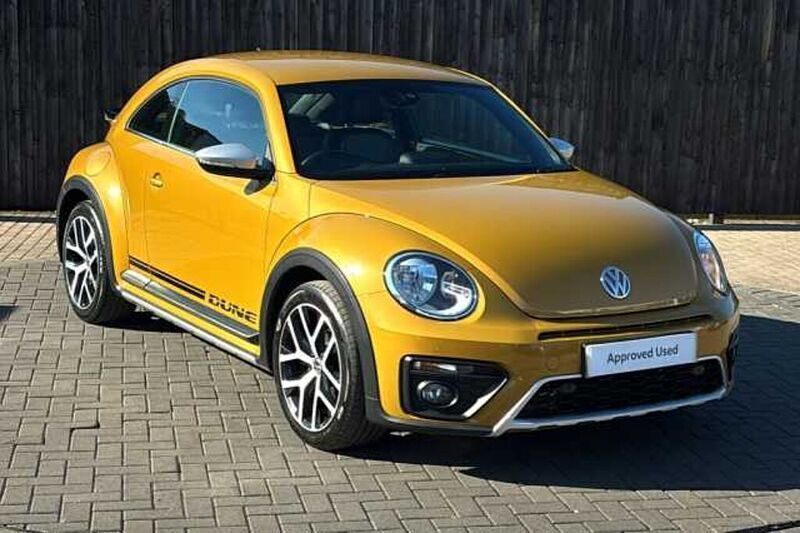 Used 2018 VW Beetle Dune Hatchback | £16,799 - Image 1/4