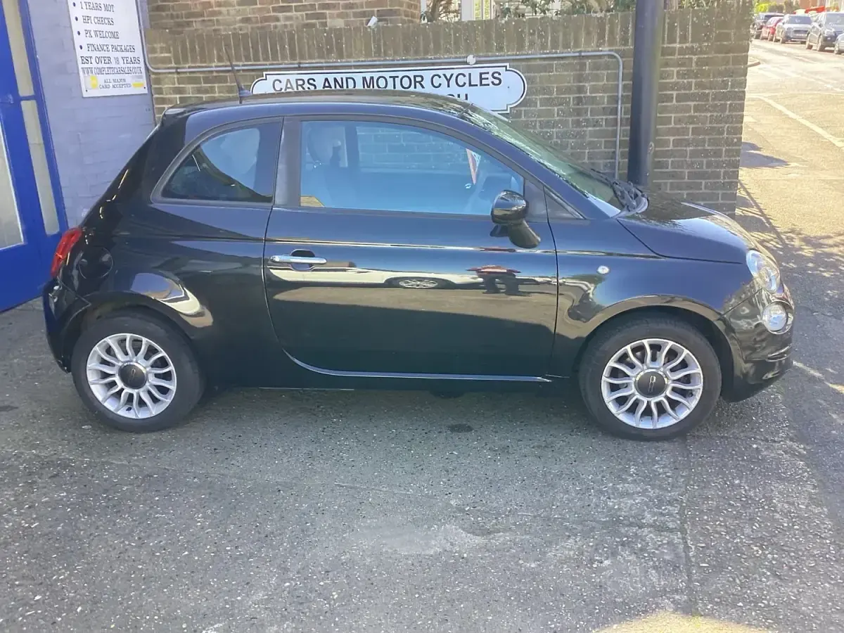 Gebraucht Fiat 500 Pop Star 69 PS (50 kW) 2016 Schwarz Kleinwagen