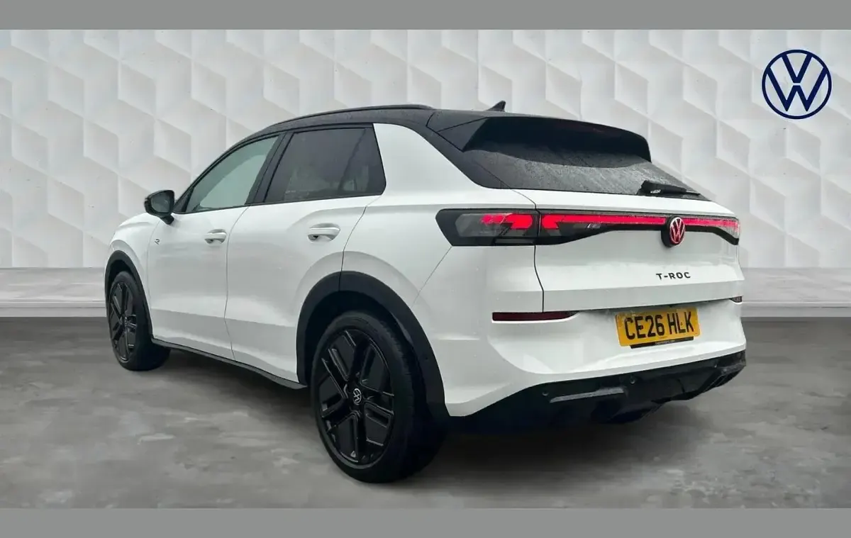 Used VW T-Roc R-line 150 HP (110 kW) 2026 White SUV