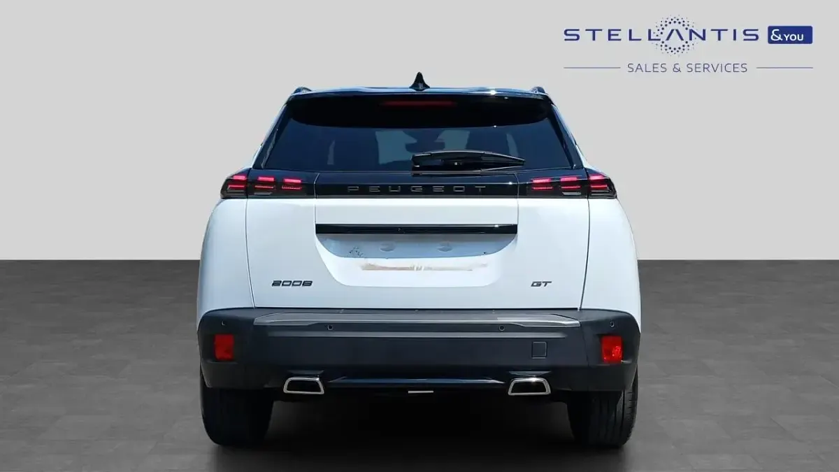 Used Peugeot 2008 GT 129 HP (94 kW) 2023 White SUV
