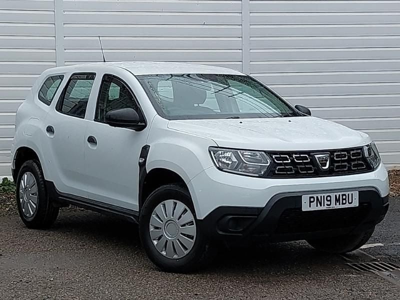 Used Dacia Duster Acces 115 HP (84 kW) 2019 White SUV