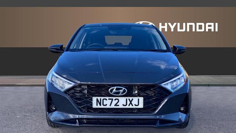Used Hyundai i20 Premium 100 HP (73 kW) 2022 Grey Hatchback