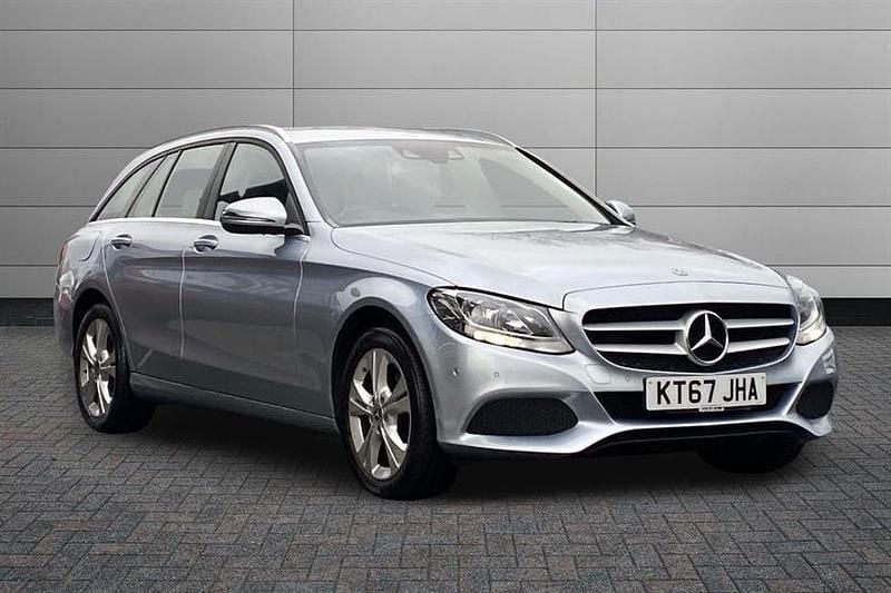 Used Mercedes C220 Executive 170 HP (125 kW) 2017 Silver Estate