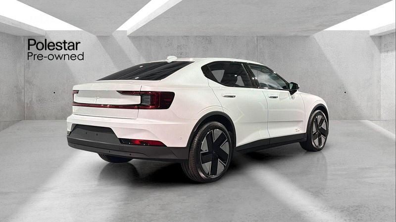 Ny Polestar 2 Long Range Single Motor 219 kW (299 HK) 2026 Vit Halvkombi