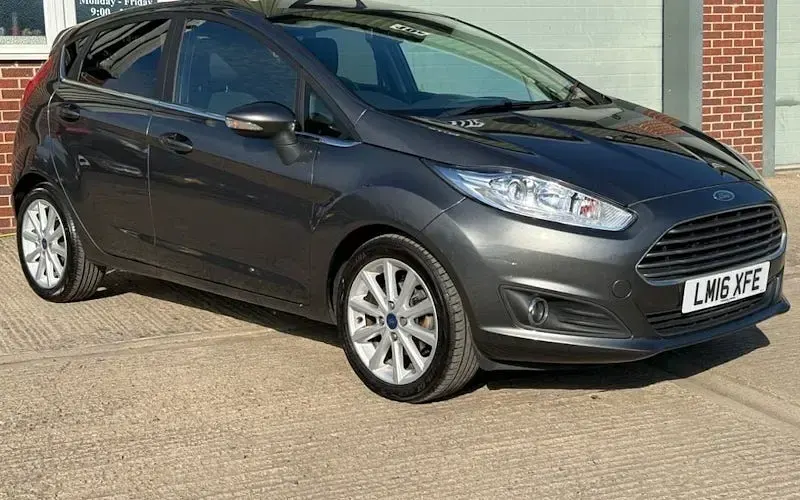 Used Ford Fiesta Titanium 101 HP (74 kW) 2017 Hatchback