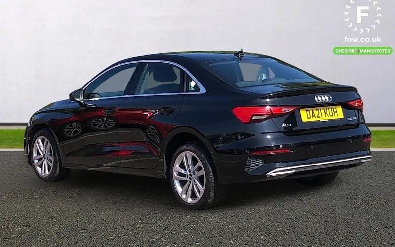 Usado Audi A3 Sport 150 HP (110 kW) 2021 Preto Sedan