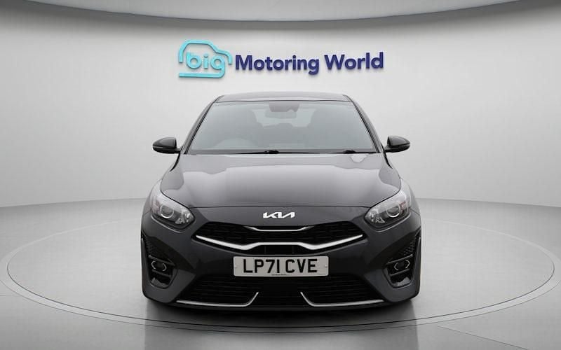 Used Kia Ceed GT-Line 160 HP (117 kW) 2022 Hatchback