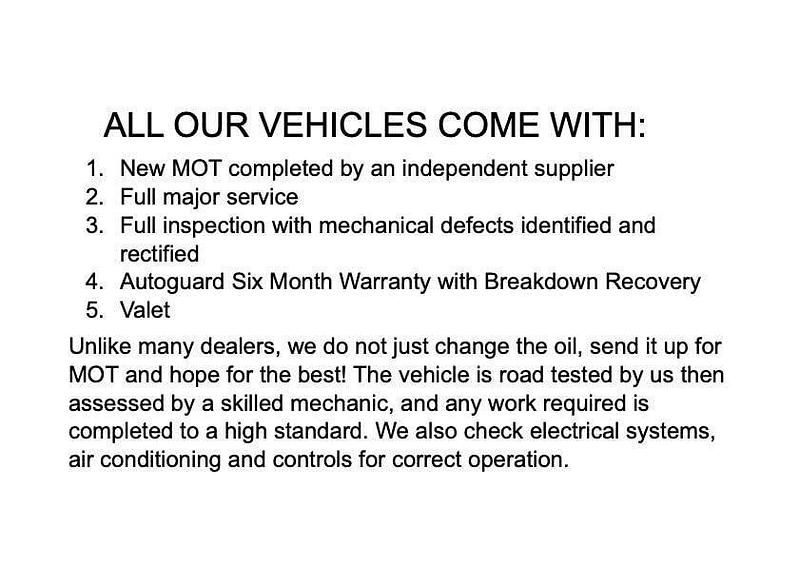 Used Nissan Leaf Tekna 80 kW (109 HP) 2017 White Hatchback