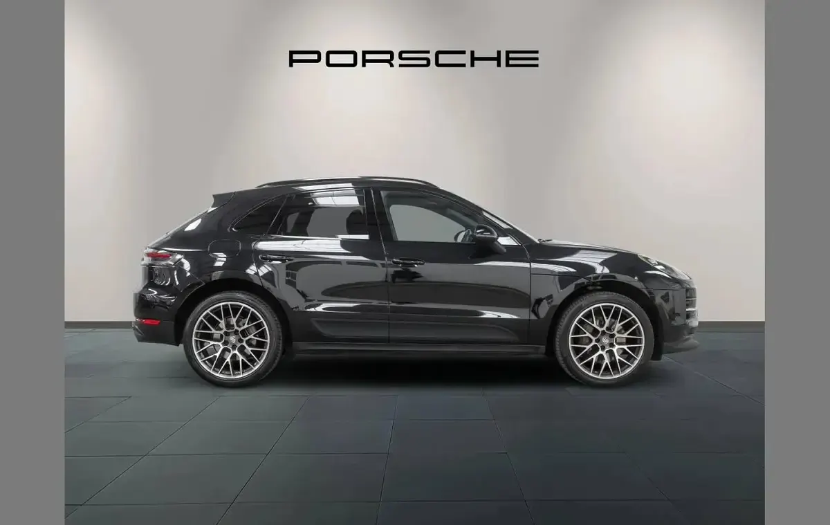 Used Porsche Macan S 348 HP (255 kW) 2020 Black SUV