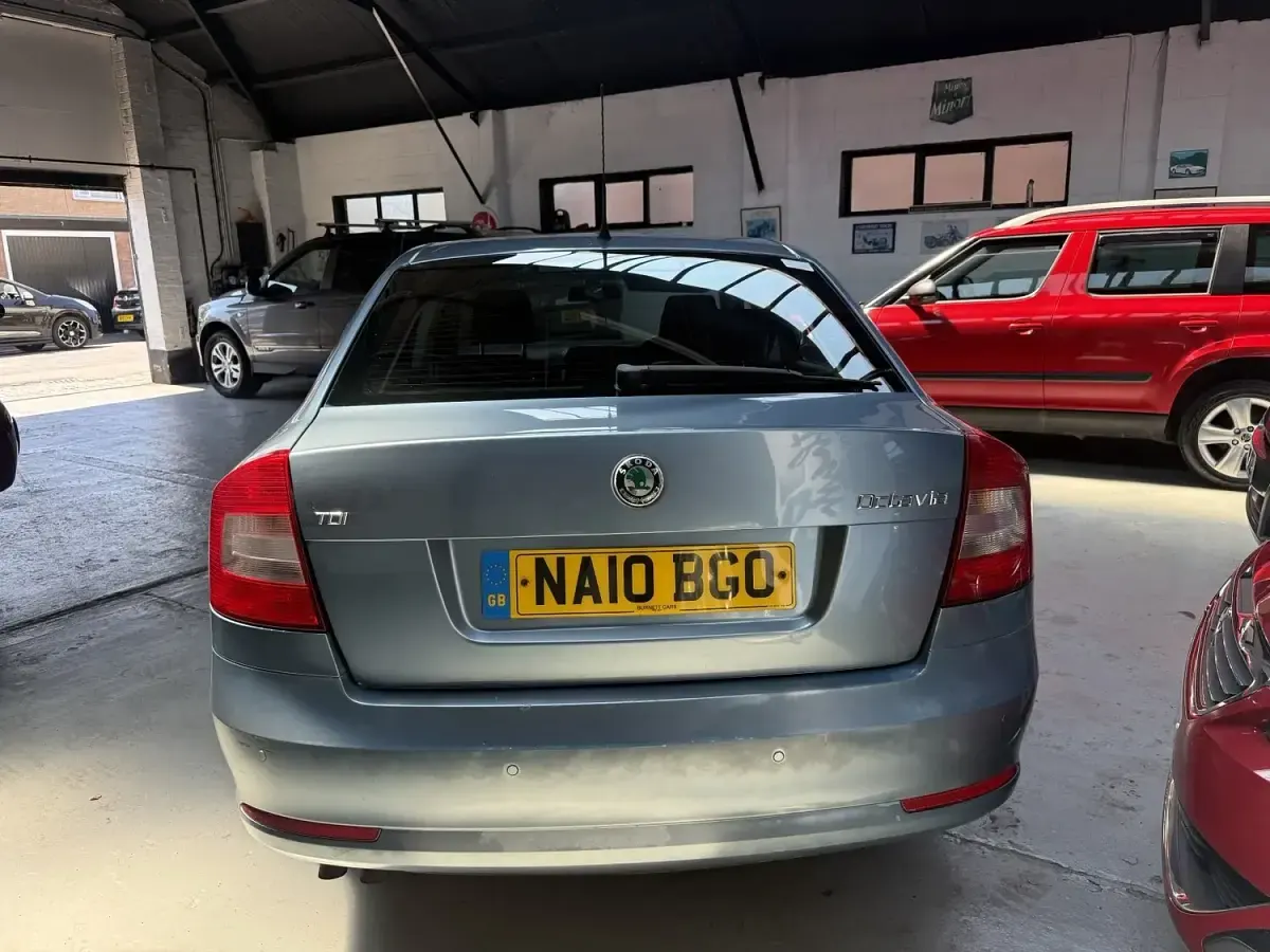 Used Skoda Octavia Elegance 130 HP (95 kW) 2010 Grey Hatchback