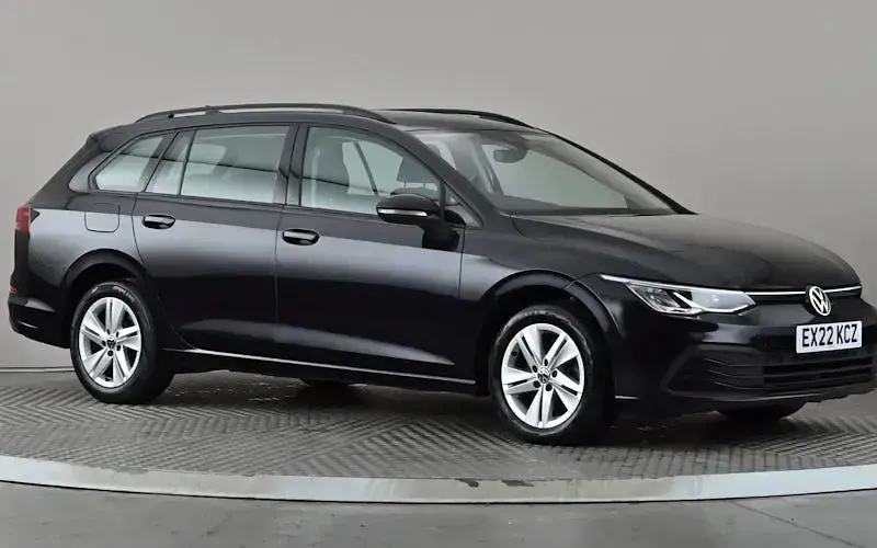 Used VW Golf VIII Life 116 HP (85 kW) 2022 Estate