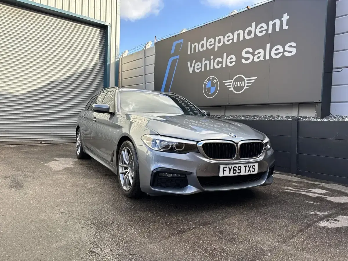 Gebraucht BMW 520 M Sport 190 PS (139 kW) 2019 Blau Kombi