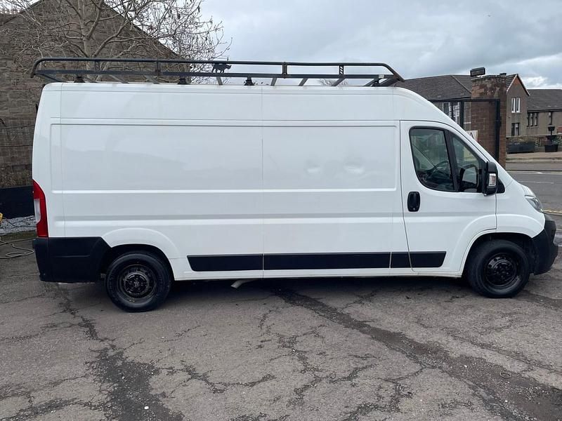 Used Citroën Relay 130 HP (95 kW) 2018 White Van