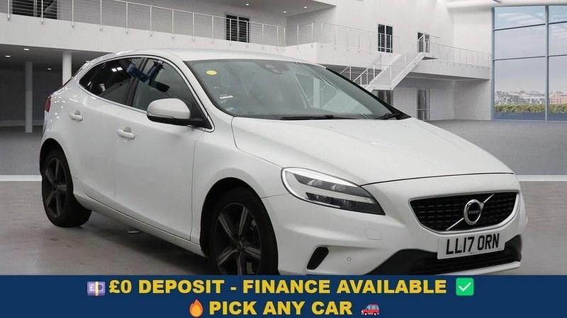 White Used 2017 Volvo V40 R-Design Estate | £9,799 (Good price) - Image 1/4
