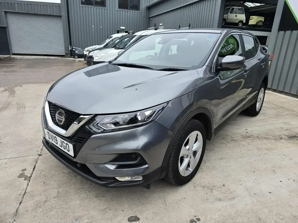 Used Nissan Qashqai Acenta Premium 2019 Grey SUV