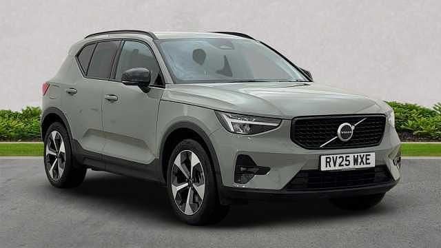 Used 2025 Volvo XC40 Plus SUV | £33,999 (A bit pricey) - Image 1/4