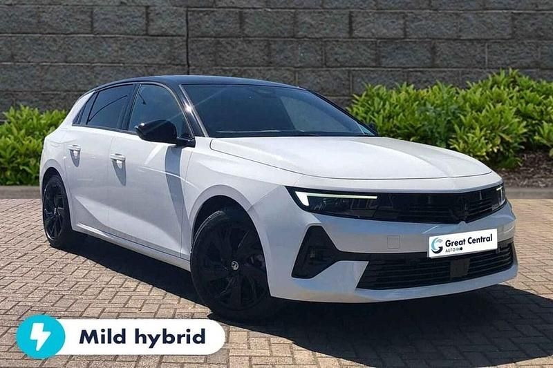 New Vauxhall Astra GSe 136 HP (100 kW) 2025 White Hatchback