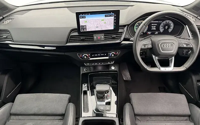 Used Audi Q5 Black Edition 299 HP (219 kW) 2024 Grey SUV