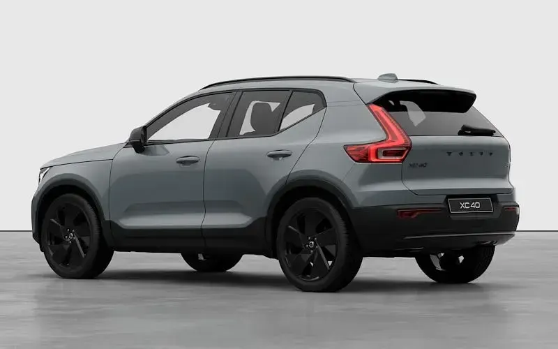 New Volvo XC40 Plus 197 HP (144 kW) 2026 SUV