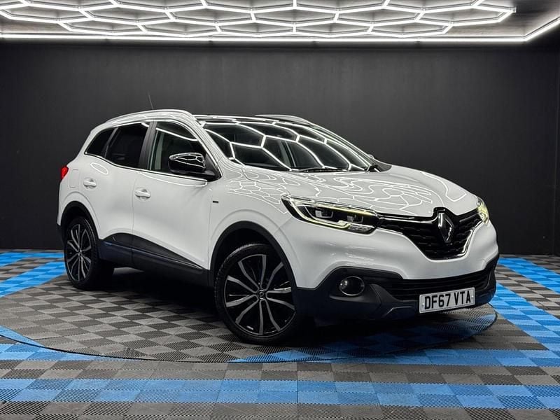 White Used 2018 Renault Kadjar Signature SUV | £8,990 (Good price) - Image 1/4