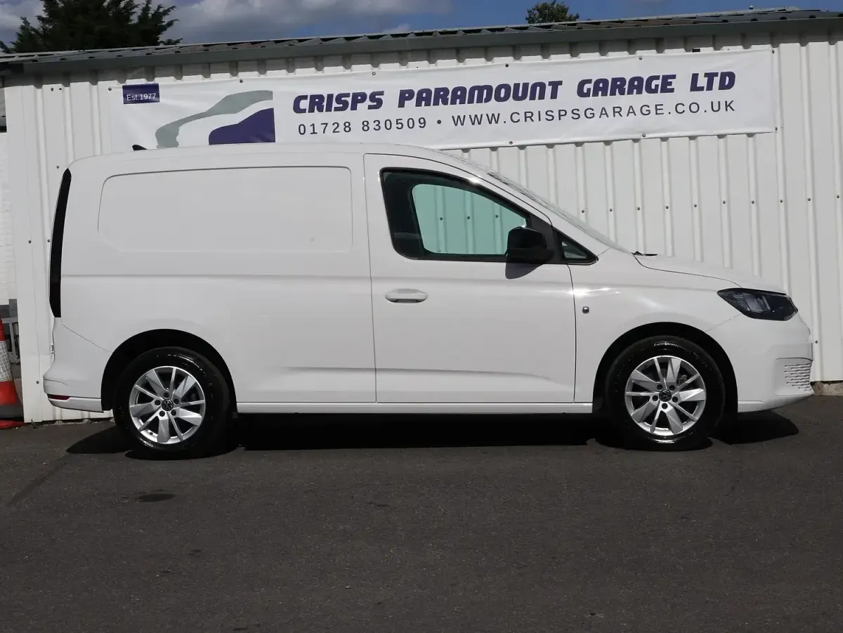 Used VW Caddy Pro 102 HP (75 kW) 2021 White MPV