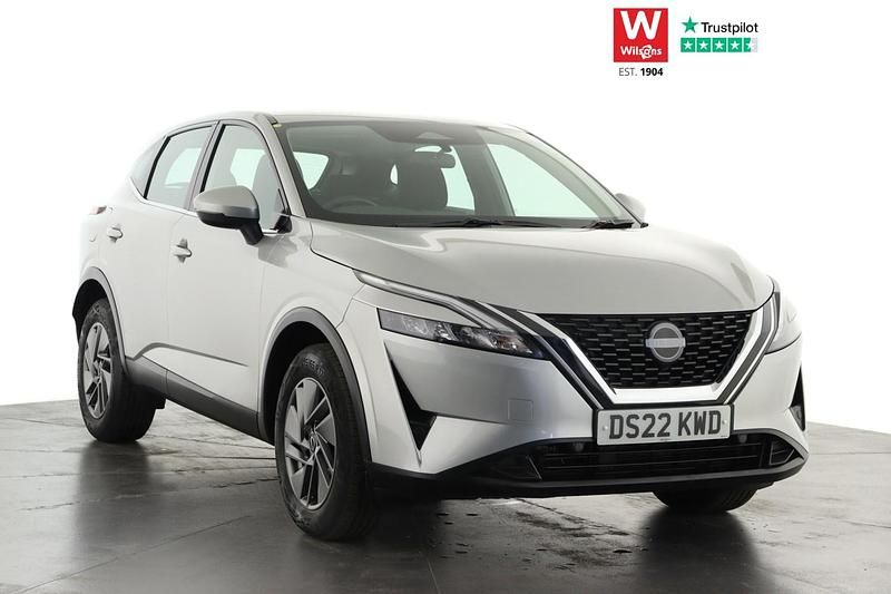 Silver Used 2022 Nissan Qashqai Acenta Premium SUV | £18,798 (Good price) - Image 1/4