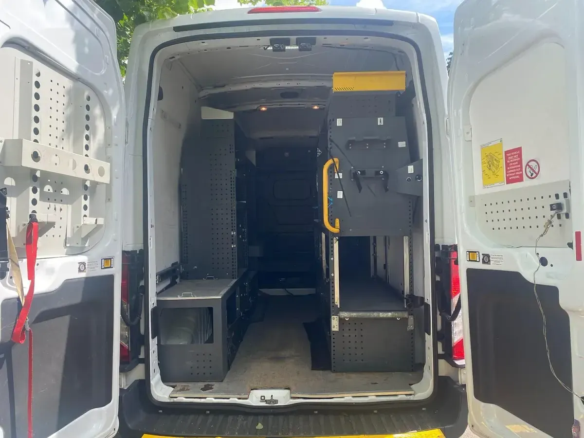 Used Ford Transit 130 HP (95 kW) 2018 White Van