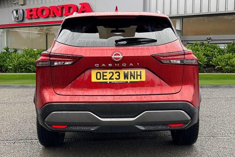 Used Nissan Qashqai Tekna 2023 Red SUV