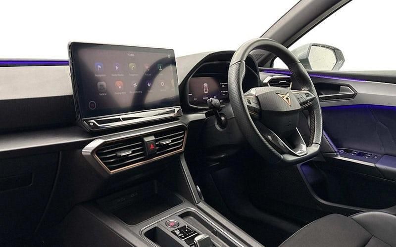 Used Cupra Leon VZ1 245 HP (180 kW) 2023 White Hatchback