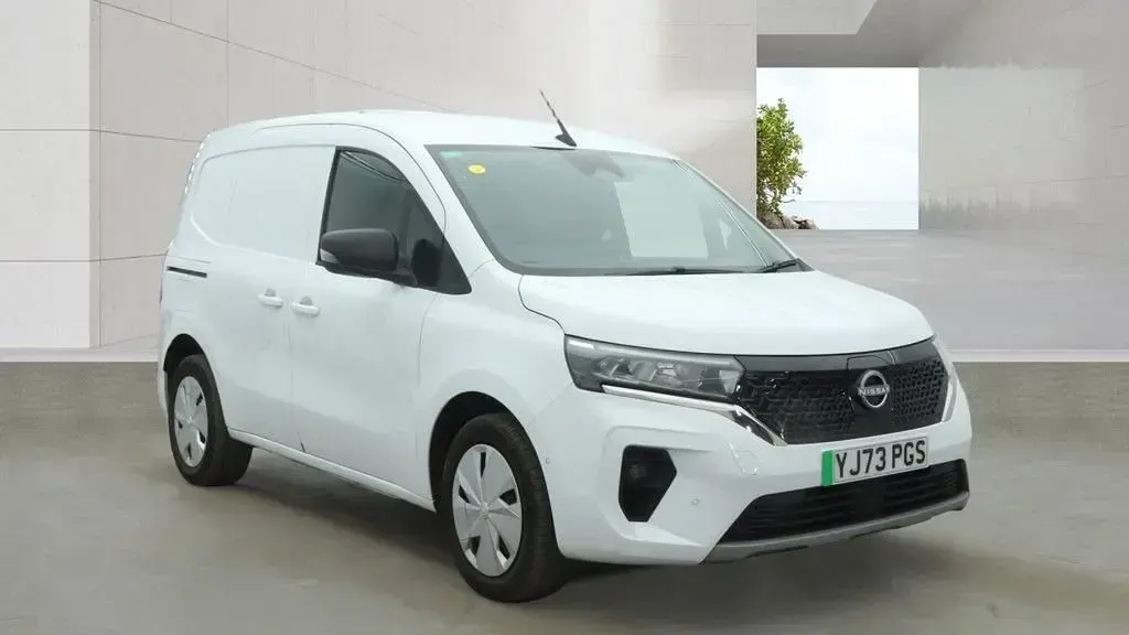 Used Nissan Townstar Tekna 89 kW (122 HP) 2023 White Van