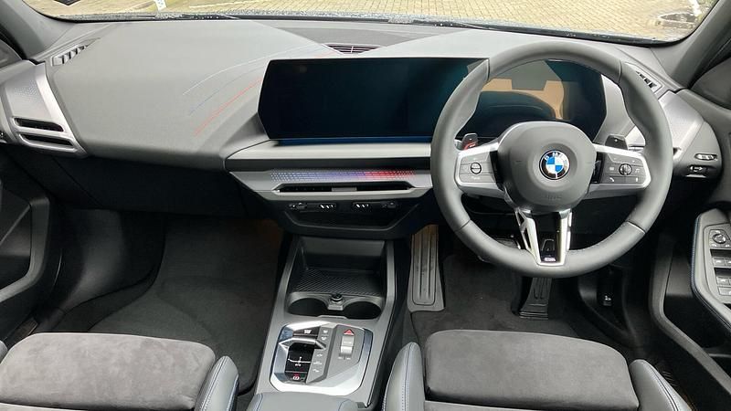 New BMW 120 M Sport 156 HP (114 kW) 2026 Black sapphire metallic paint Hatchback