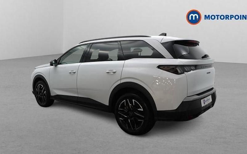 Used Peugeot 5008 Allure 136 HP (100 kW) 2025 White SUV