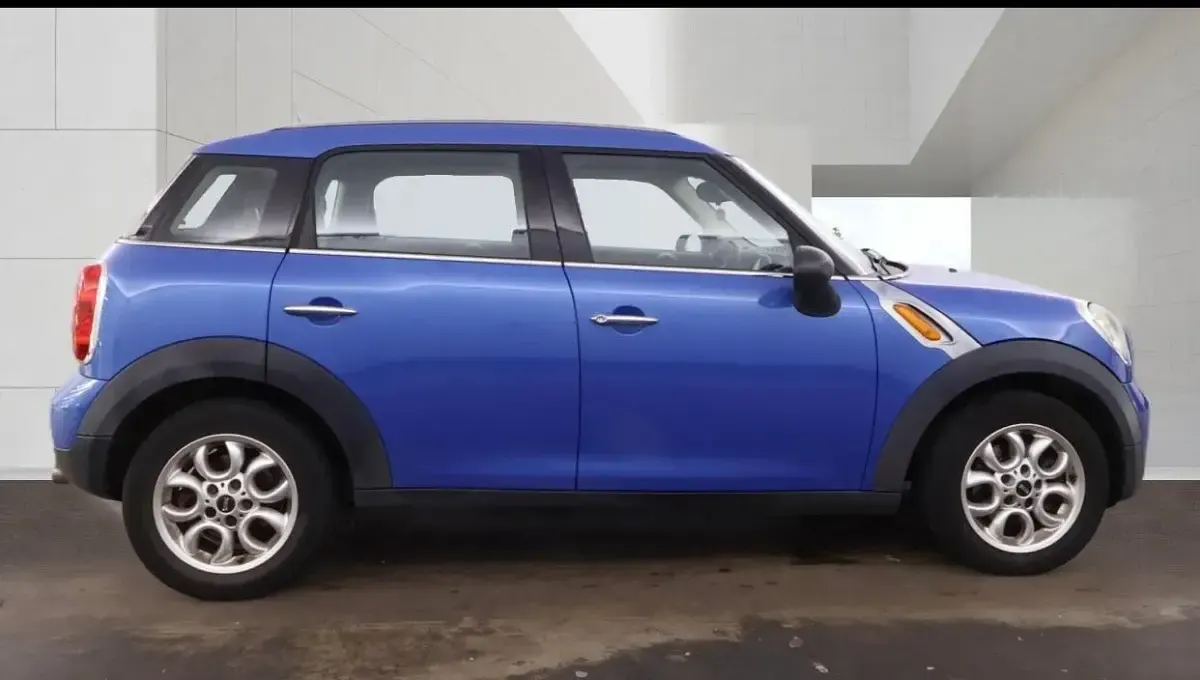 Used Mini ONE 2010 Blue Hatchback