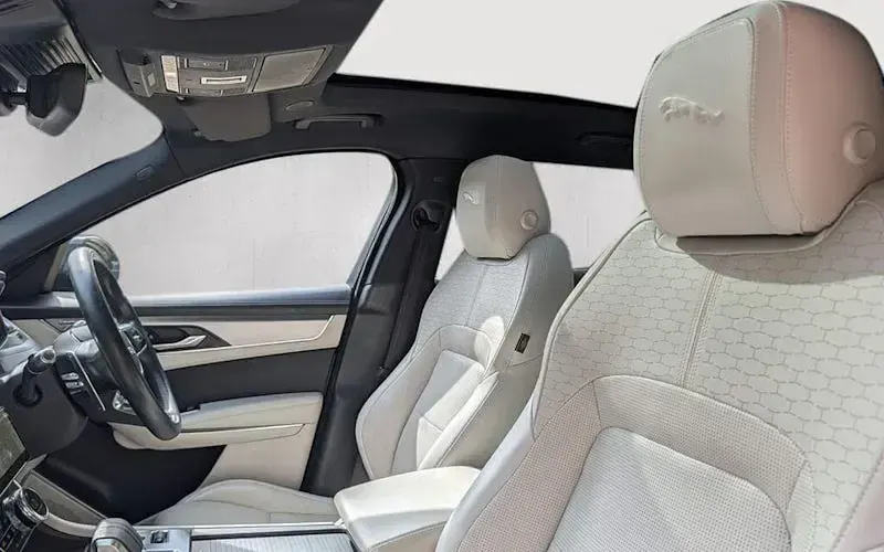 Used Jaguar F-Pace R-Dynamic 250 HP (183 kW) 2021 Black SUV