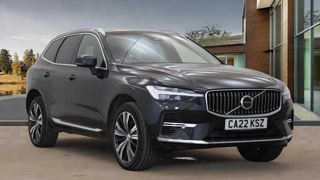 Used 2022 Volvo XC60 Inscription SUV | £37,160 (Fair price) - Image 1/4