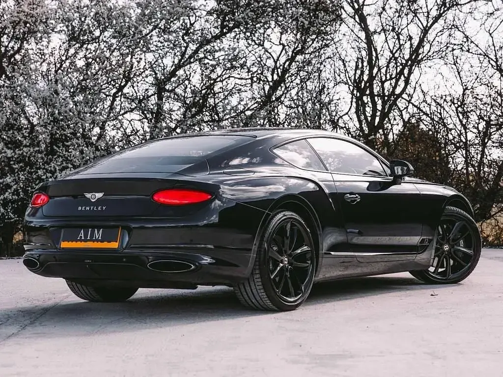 Used Bentley Continental 635 HP (467 kW) 2019 Blue Coupe
