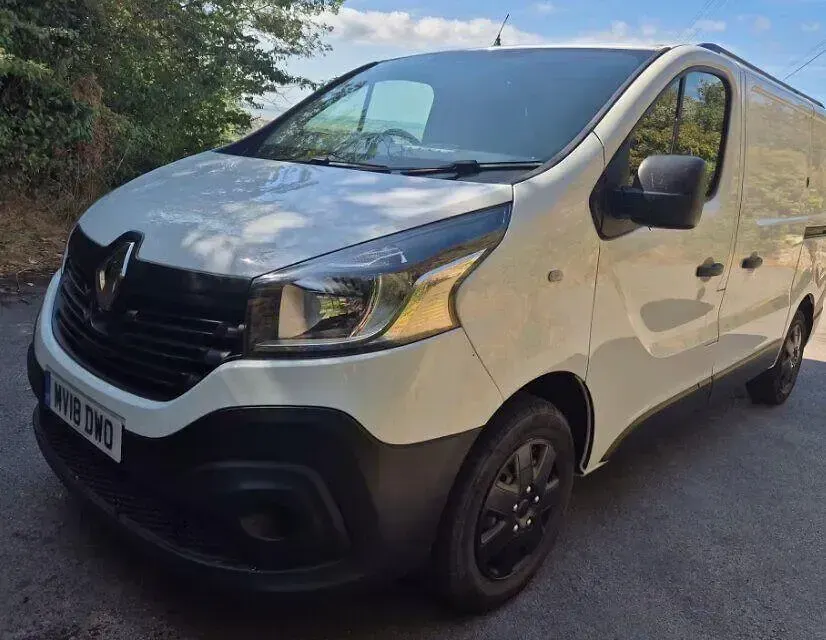 Used Renault Trafic Business 2018 White MPV