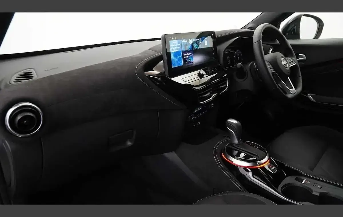 Used Nissan Juke Tekna+ 112 HP (82 kW) 2025 White SUV