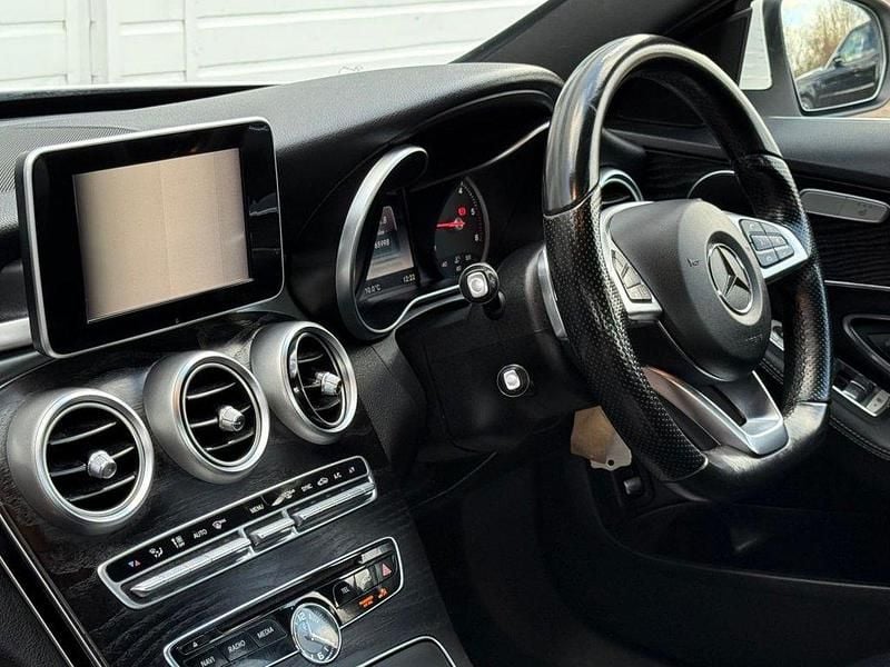 Used Mercedes C200 AMG line 136 HP (100 kW) 2016 White Sedan