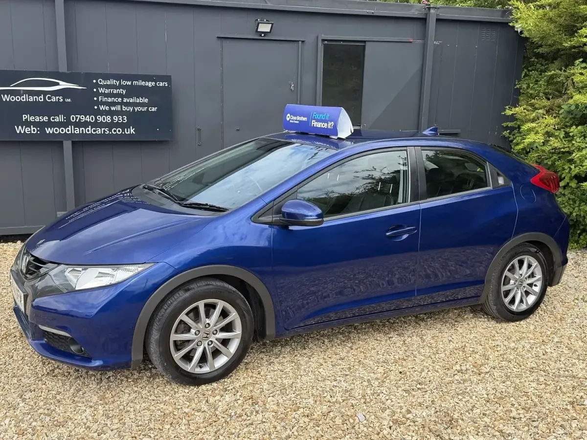 Used Honda Civic EX 142 HP (104 kW) 2014 Blue Hatchback