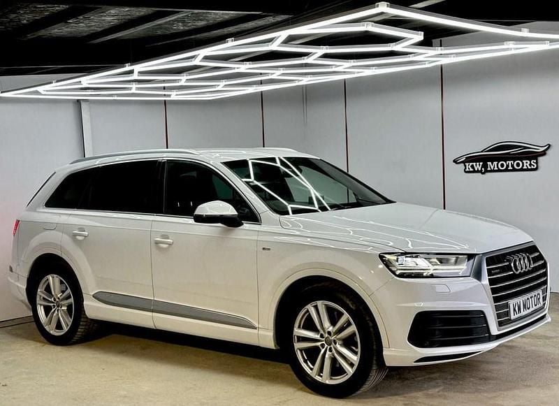 Used Audi Q7 S-Line 231 HP (169 kW) 2018 White SUV