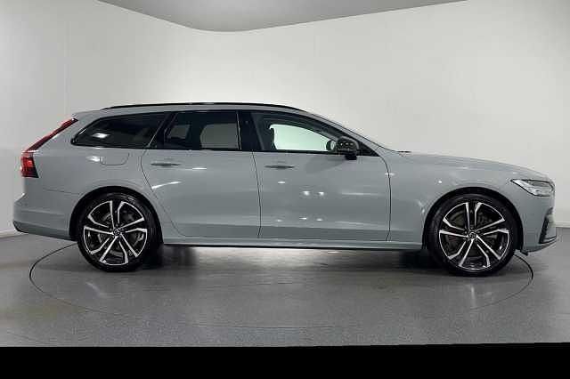 Used Volvo V90 Ultra 455 HP (334 kW) 2024 Grey Estate