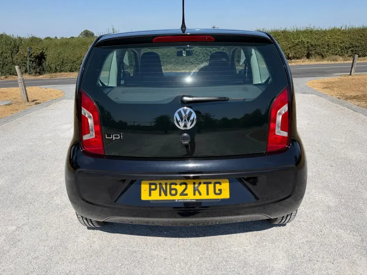 Used VW up! move up! 60 HP (44 kW) 2012 Black Hatchback