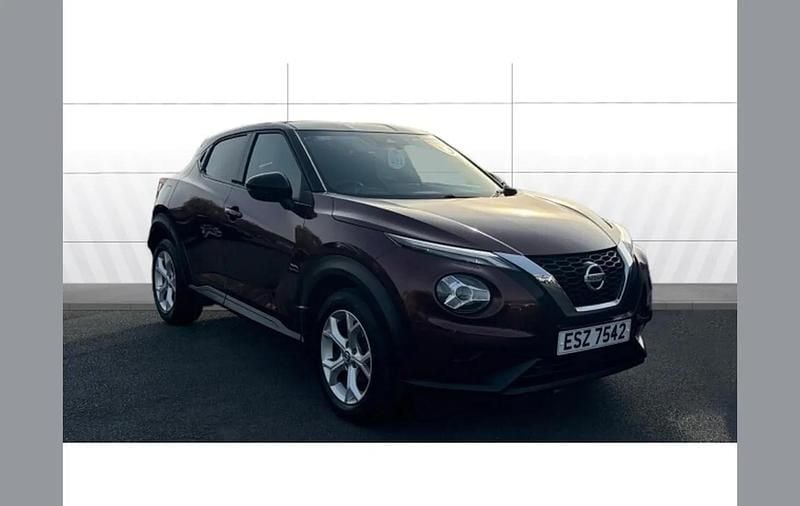 Used Nissan Juke N-Connecta 114 HP (83 kW) 2020 Red SUV