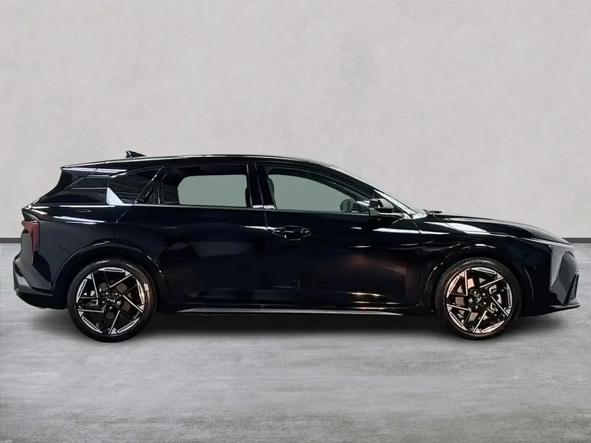 Used Kia K4 GT-Line S 177 HP (130 kW) 2026 Black Hatchback