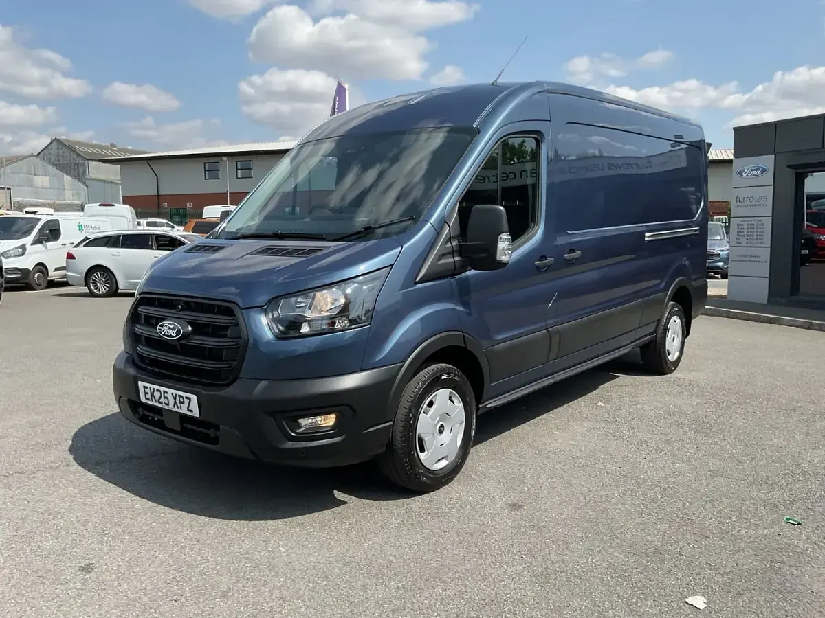 Used Ford Transit Trend 130 HP (95 kW) 2025 Blue Van