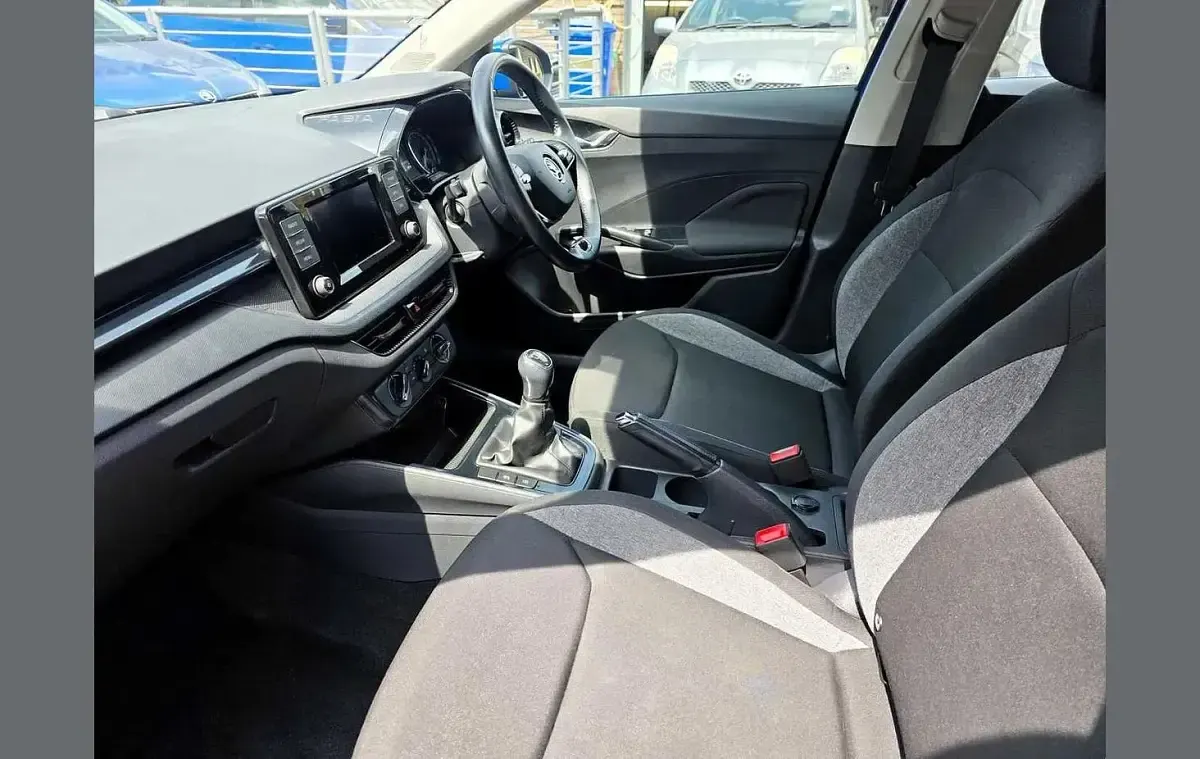 Used Skoda Fabia Comfort 79 HP (58 kW) 2022 Energy blue Hatchback
