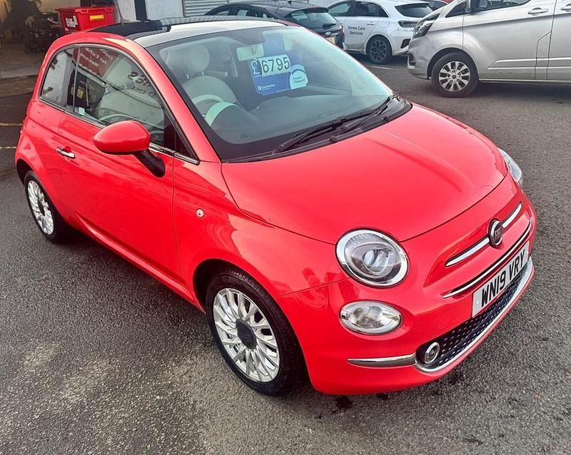 Used Fiat 500 Lounge 69 HP (50 kW) 2019 Red Hatchback
